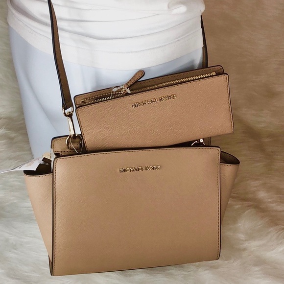 NEW Michael Kors Dark Khaki Selma Wallet Set - Picture 3 of 8